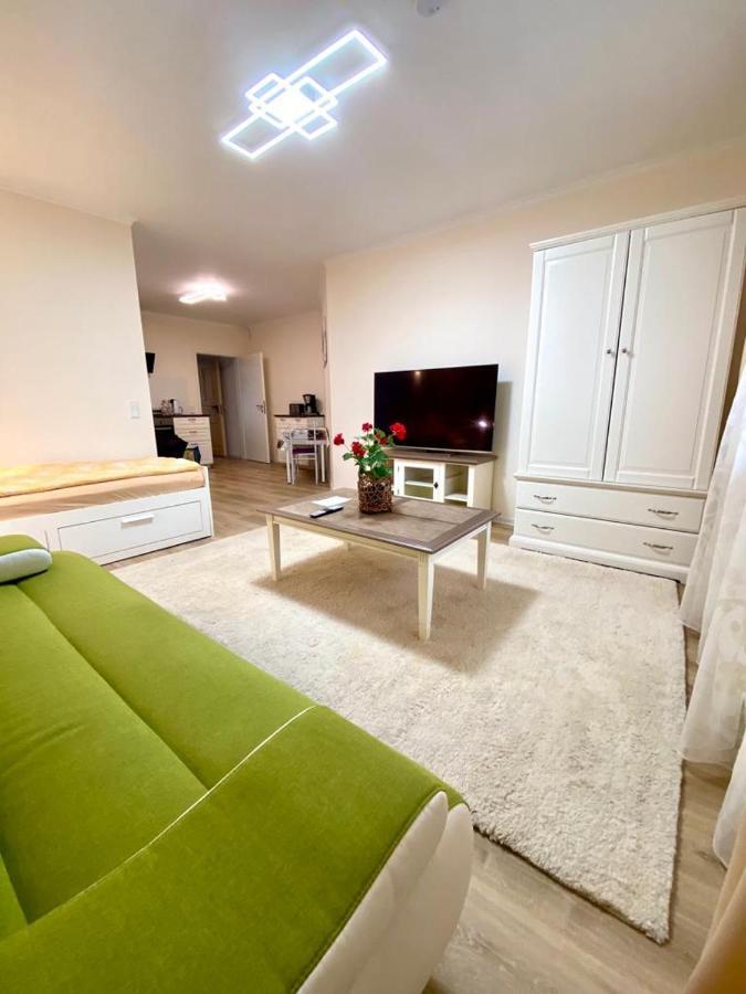 Wohnung Im Erdgeschoss Bietigheim-Bissingen Exterior photo