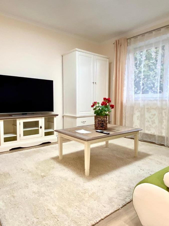 Wohnung Im Erdgeschoss Bietigheim-Bissingen Exterior photo